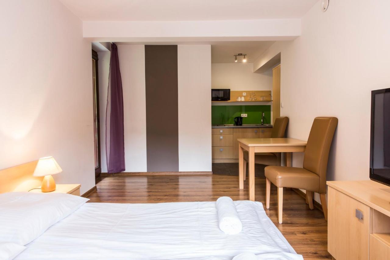 Udanypobyt Apartamenty Przy Dolinach E I F Kościelisko Exteriér fotografie