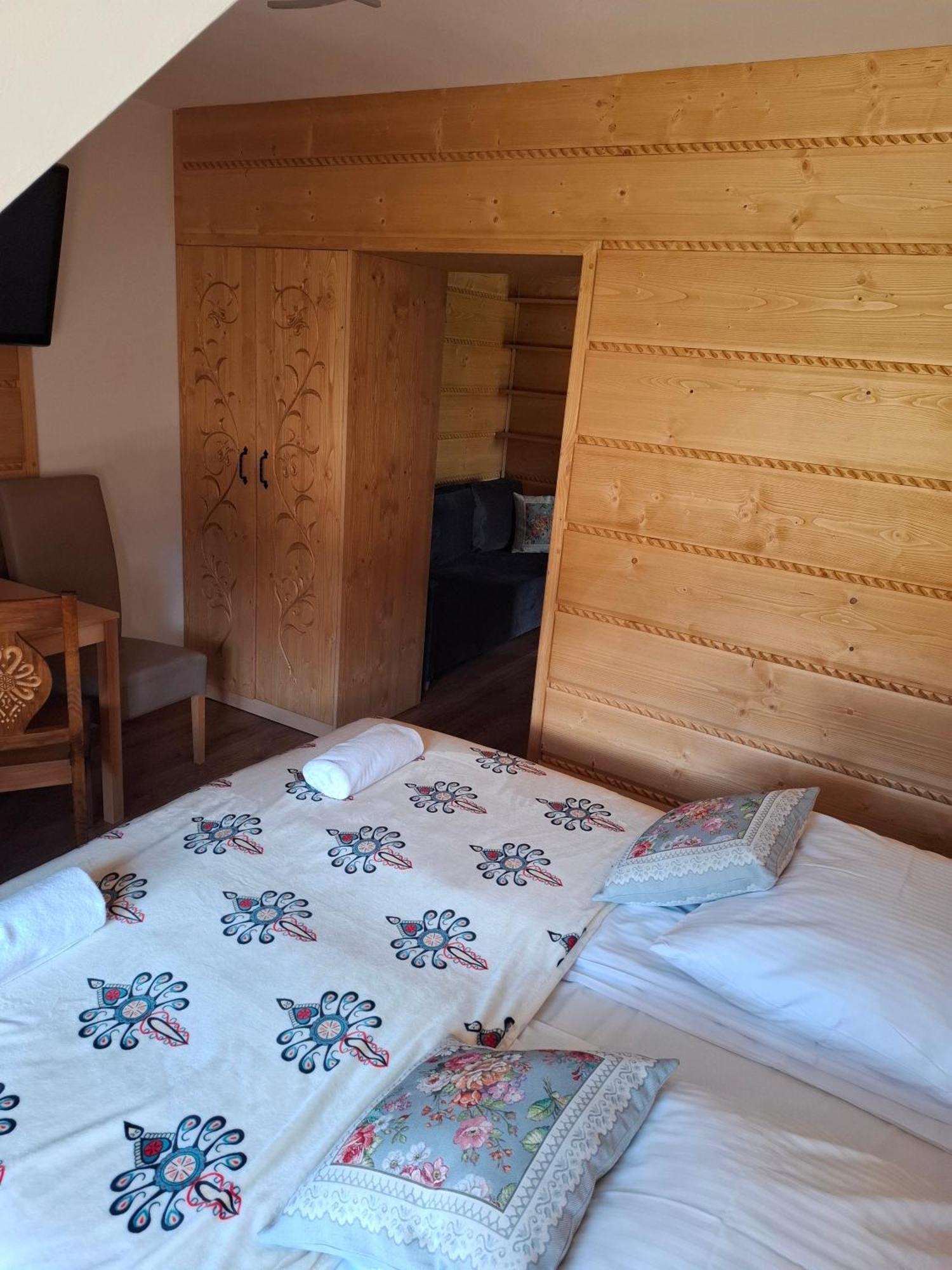 Udanypobyt Apartamenty Przy Dolinach E I F Kościelisko Exteriér fotografie