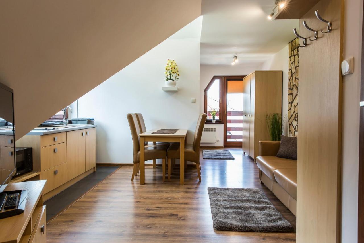 Udanypobyt Apartamenty Przy Dolinach E I F Kościelisko Exteriér fotografie